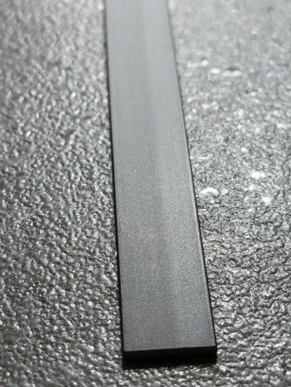 Полоса алюм. 15*1,5мм "DO-1" 2,7м Чёрный мат.