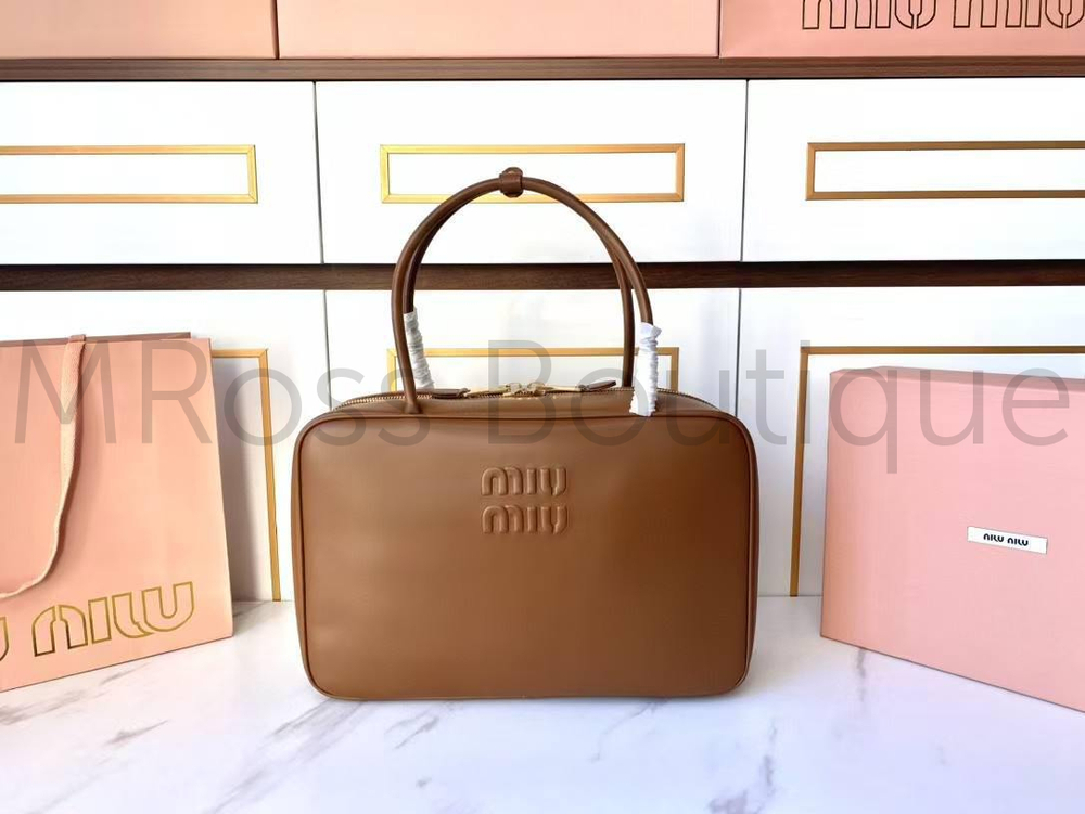 Женская кожаная сумка Miu Miu коричневая