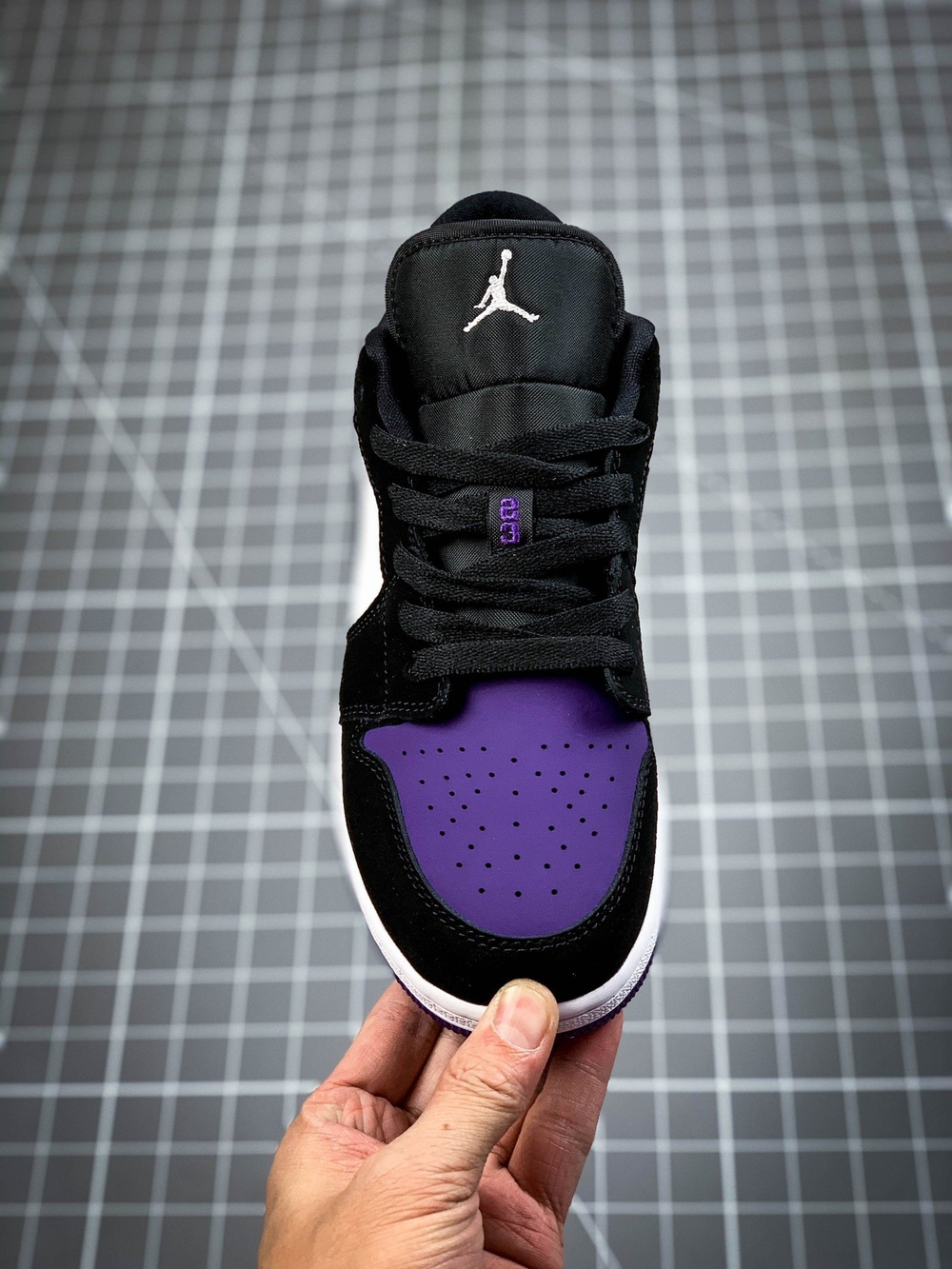 AIR JORDAN 1 LOW WHITE/BLACK-COURT PURPLE