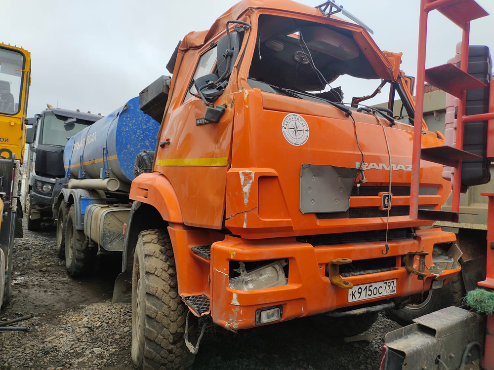 НПО Трансмастер 4671* на шасси КамАЗ 43118 6x6 Автоцистерна пищевая 4671М2-20 (Дизельный, 11,8 л, 30
