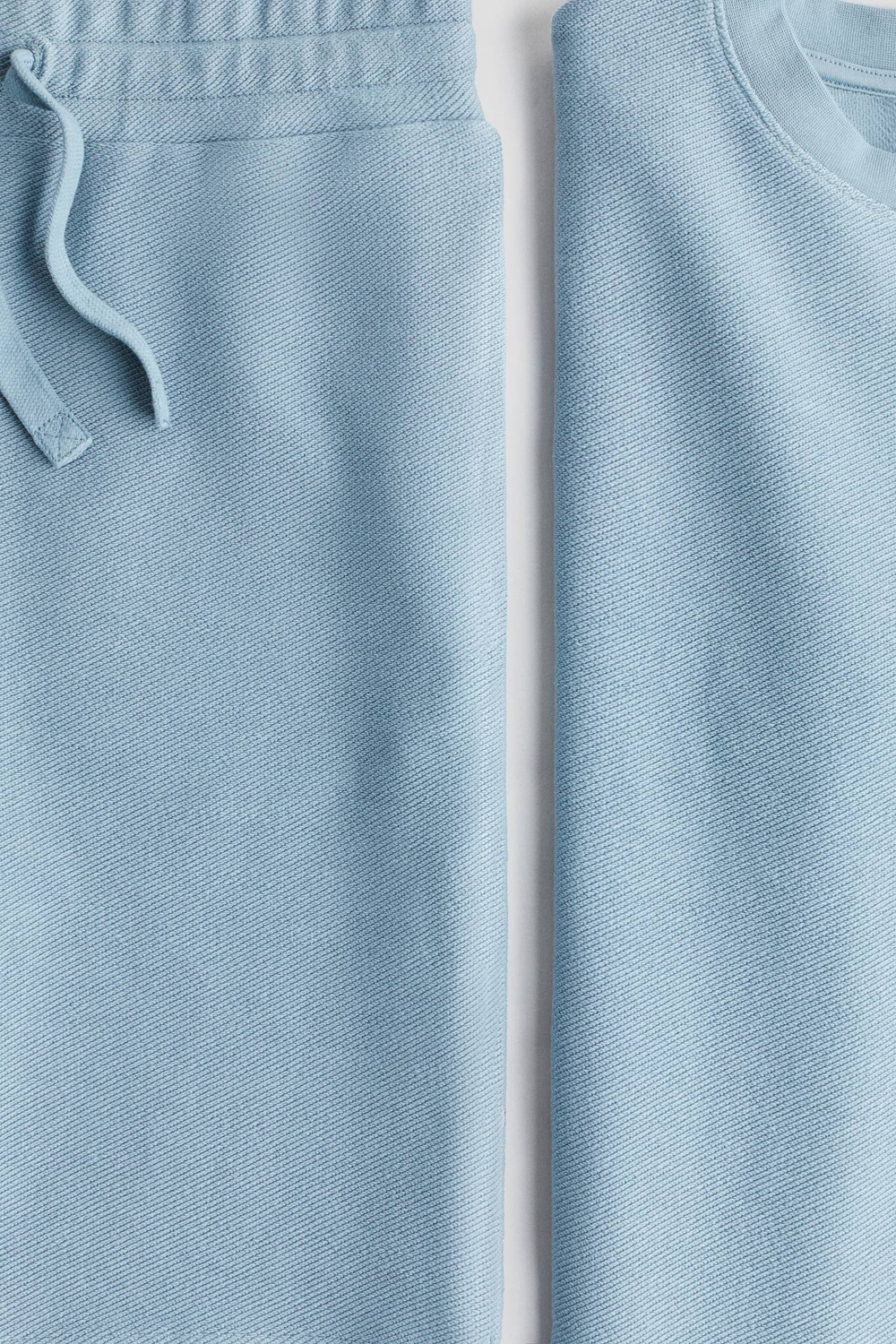 H&M Комплект из футболки и шорт, пыльно-синий