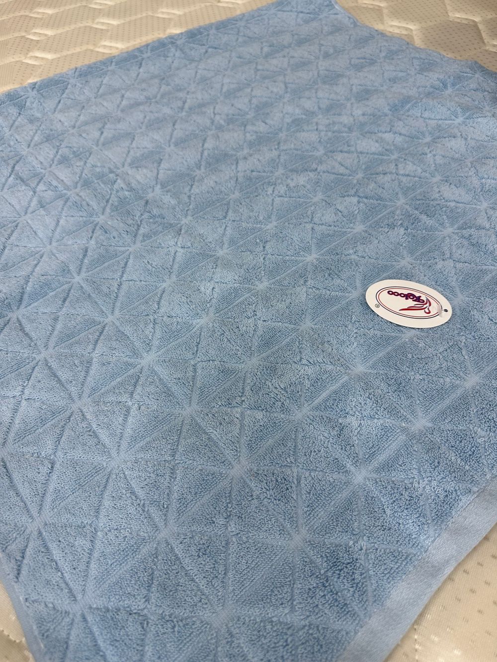 Пол Кит Бан ХАЙЛЮКС