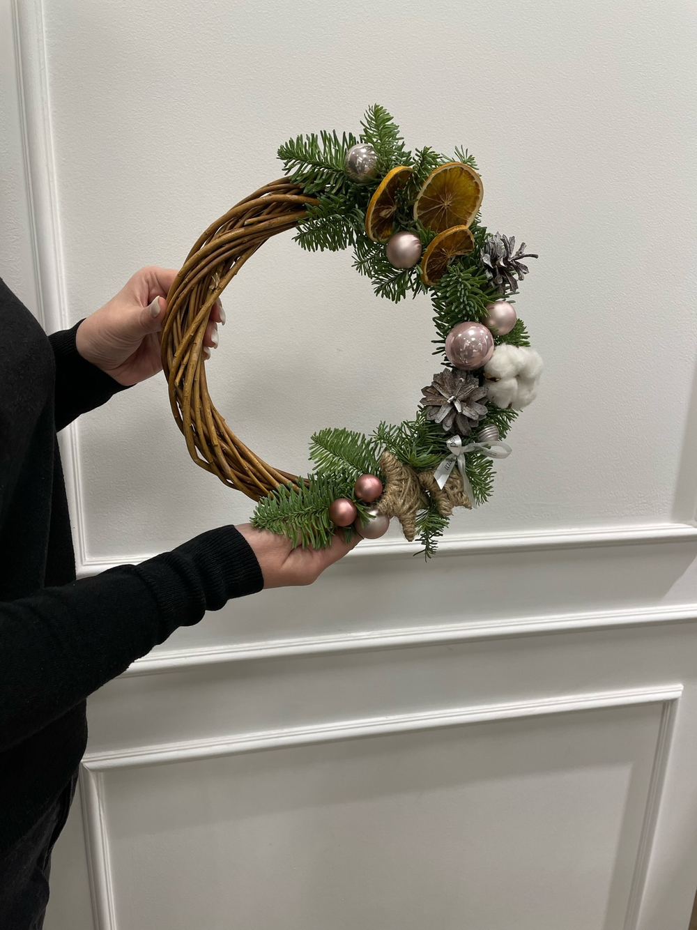 Мастер-класс РОЖДЕСТВЕНСКИЙ ВЕНОК на плетеной основе