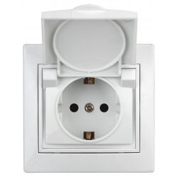 Розетка Intro Plano 1-203-01 с заземлением 2P+E Schuko с крышкой, 16А-250В, IP20, СУ, белый