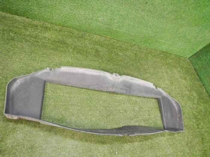 Воздуховод радиатора Maserati Levante (2016-2024)