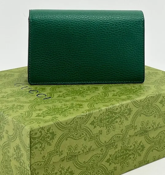Маленькая кожаная сумка через плечо Gucci Dionysus зеленый