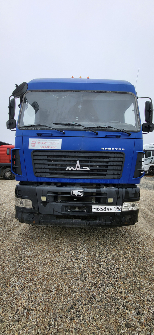 МАЗ 6430 6x4 Седельный тягач 643028-520-012 (Дизельный, 11,7 л, 428 л.с., МТ)