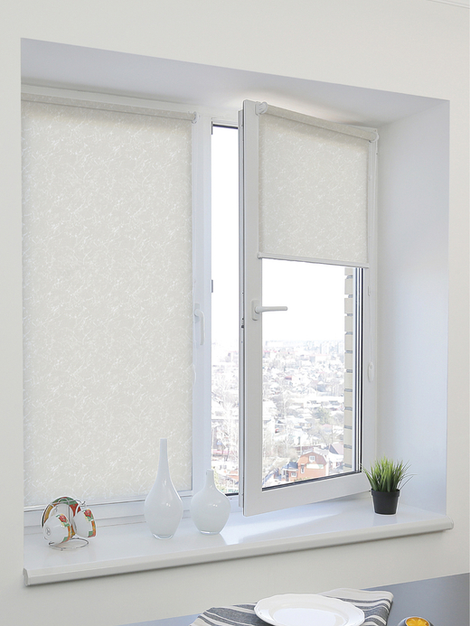 Рулонная штора INTEGRA SLIM RM ткань «Айс 01 белый» размер в см 65 (ширина) х 180 (высота с карнизом) ширина ткани 61 см