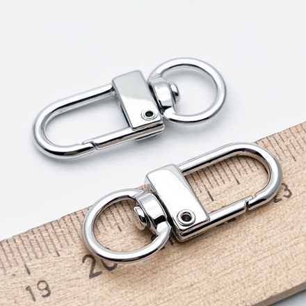 Замок-карабин, цвет серебро (родий), размер 32*12 мм, цена за 1 шт