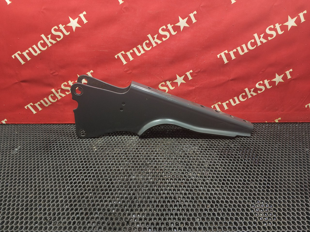 Кронштейн кабины левый 2019г