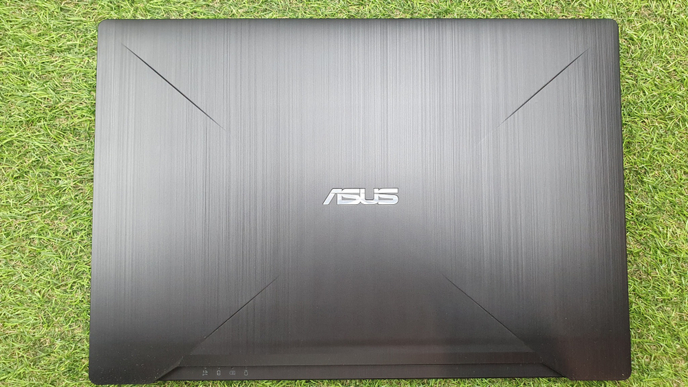 Игровой  ASUS i5-7/8 Gb/GTX1050 2GB/FHD