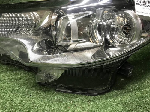 Фара левая Toyota Fortuner II (2015-2020) галоген
