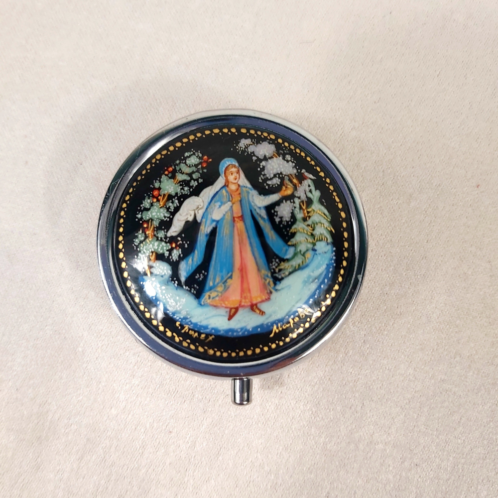 Таблетница с ручной росписью Палех "Снегурочка"