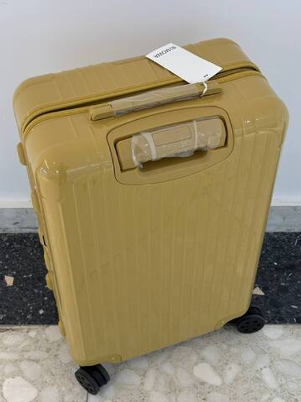 Чемодан Rimowa