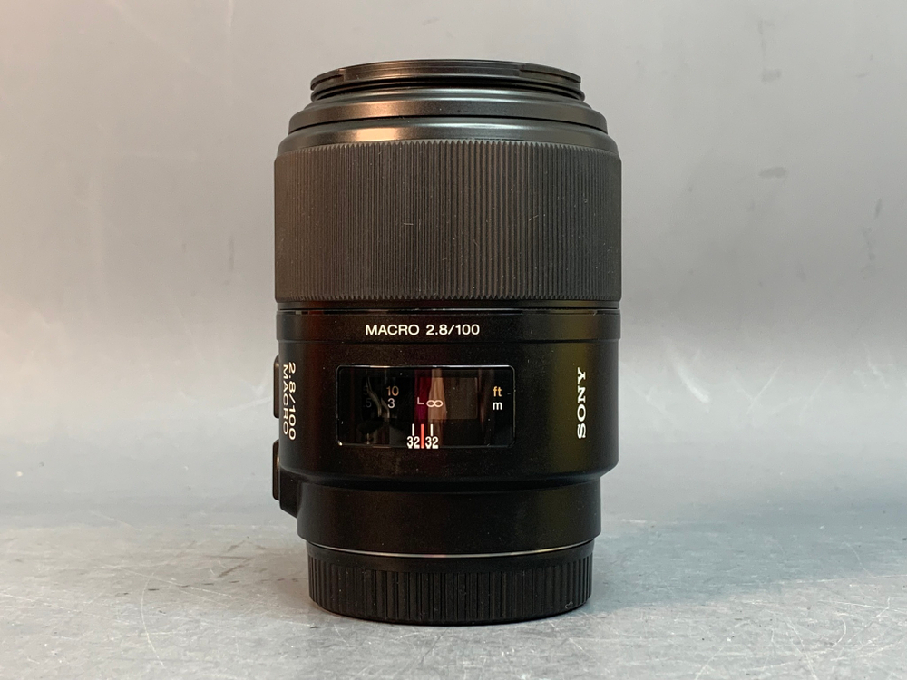 Sony 100mm 2.8 Macro