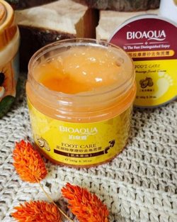 Массажная крем-скатка для ног с маслом ши и авокадо, 180г