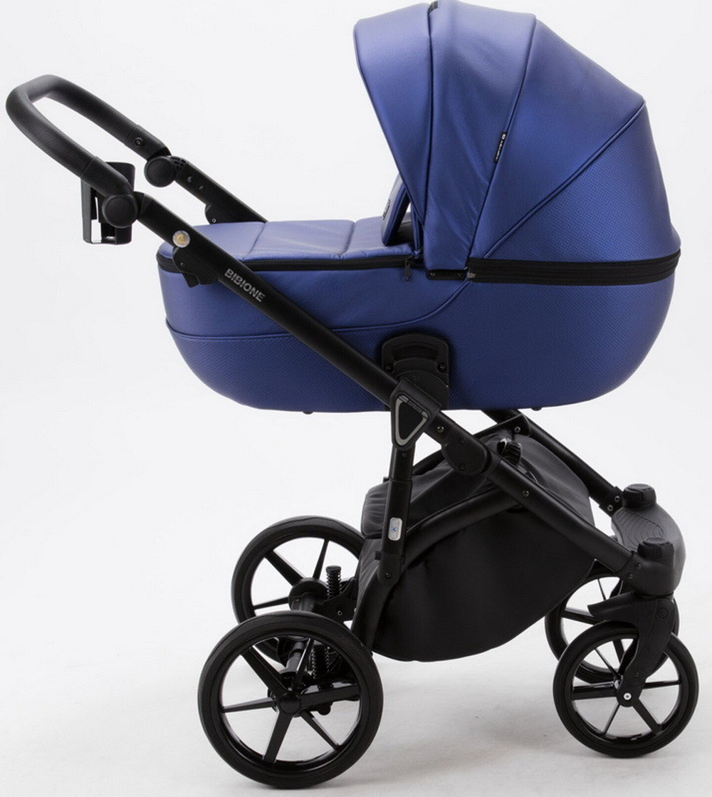 Детская коляска Adamex Bibione Deluxe 2 в 1 BI-SM02 (СИН.ПЕРЛ.ПЕРФ.КОЖА)