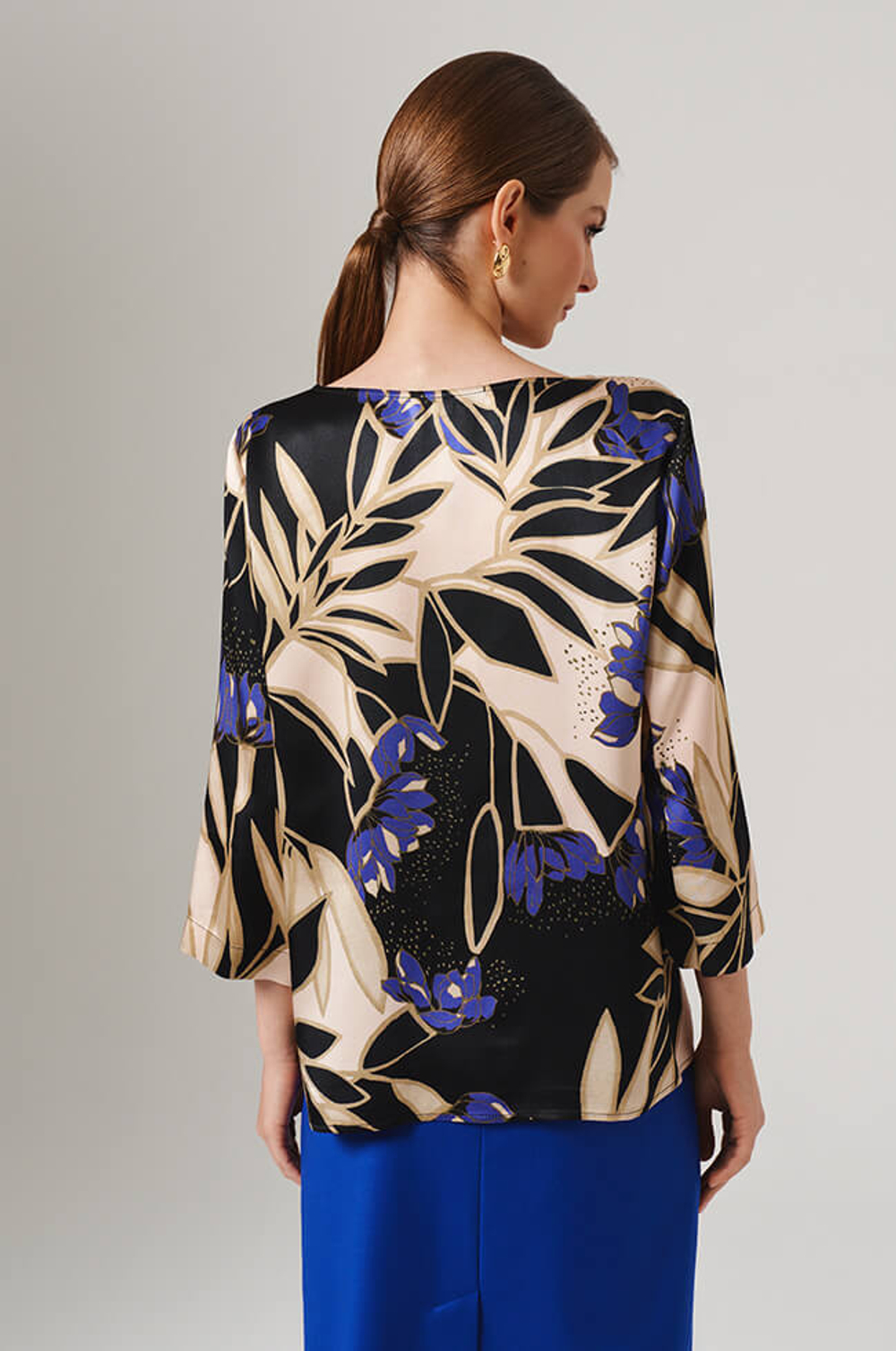 23123 Блузка женская (бежево-черный принт)