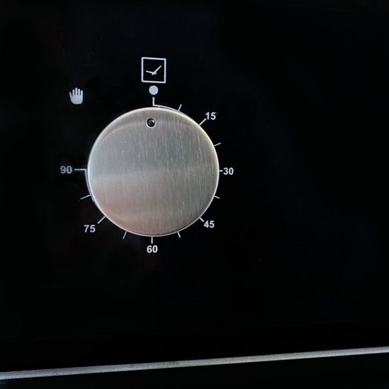 Электрический духовой шкаф Ginzzu HOE-241 черный