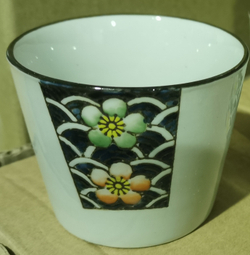 263039 Пиала прямостенная "Цветы на синем" 170 мл, японская роспись, керамика