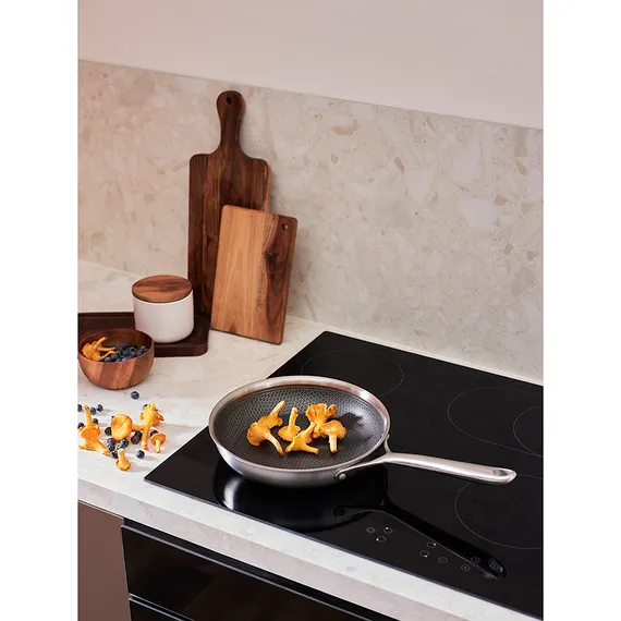 Сковорода 3ply etalon с лазерным напылением, D28 см