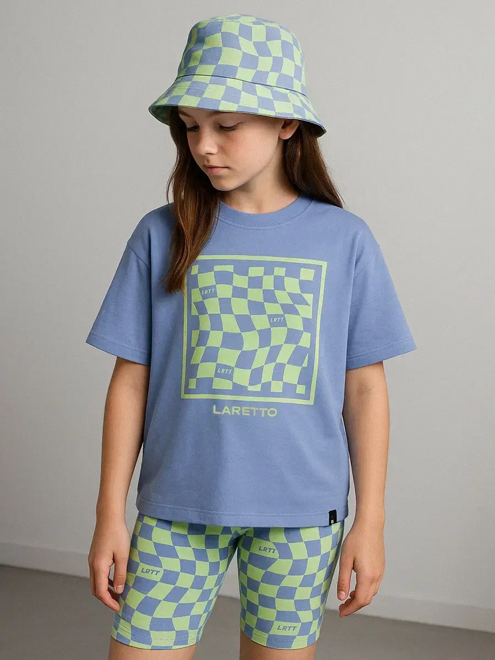 Летний костюм для девочки с велосипедками