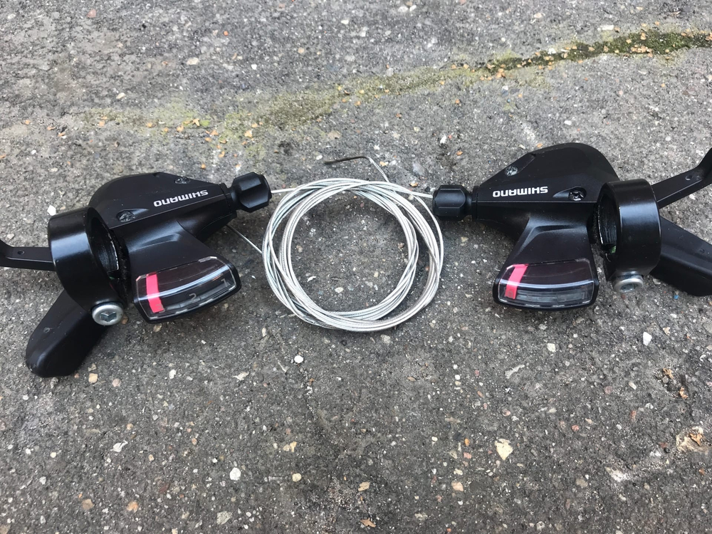 Манетки Shimano SL-M310 (пара) 3х8 бу