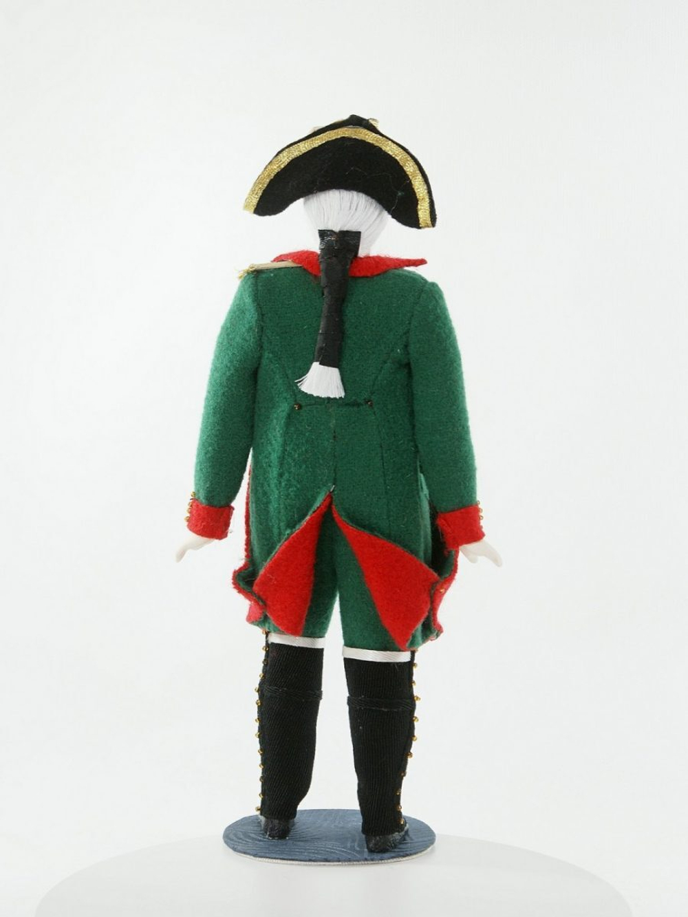 Кукла коллекционная Потешного промысла в военном костюме гарнизонного обер-офицера (Гринев, "Капитанская дочка")