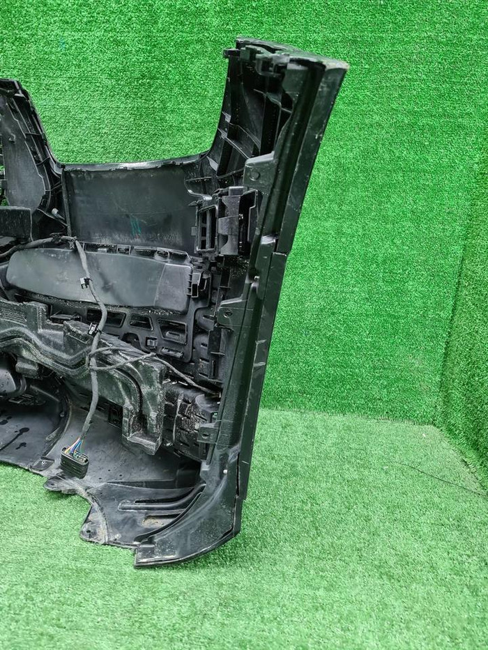 Бампер передний Mercedes GLE V167 (18-24) В сборе