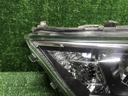 Фара левая Toyota RAV4 5 XA50 (2018-н.в.) LED