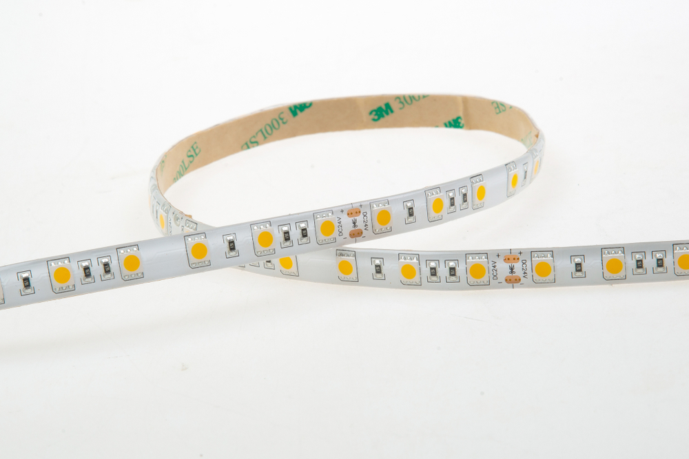 Светодиодная лента, тепло-белая,  IP65,  60 д/м 3000K,  14, 4W/m,  1080 Lm/m,  CRI&gt;95