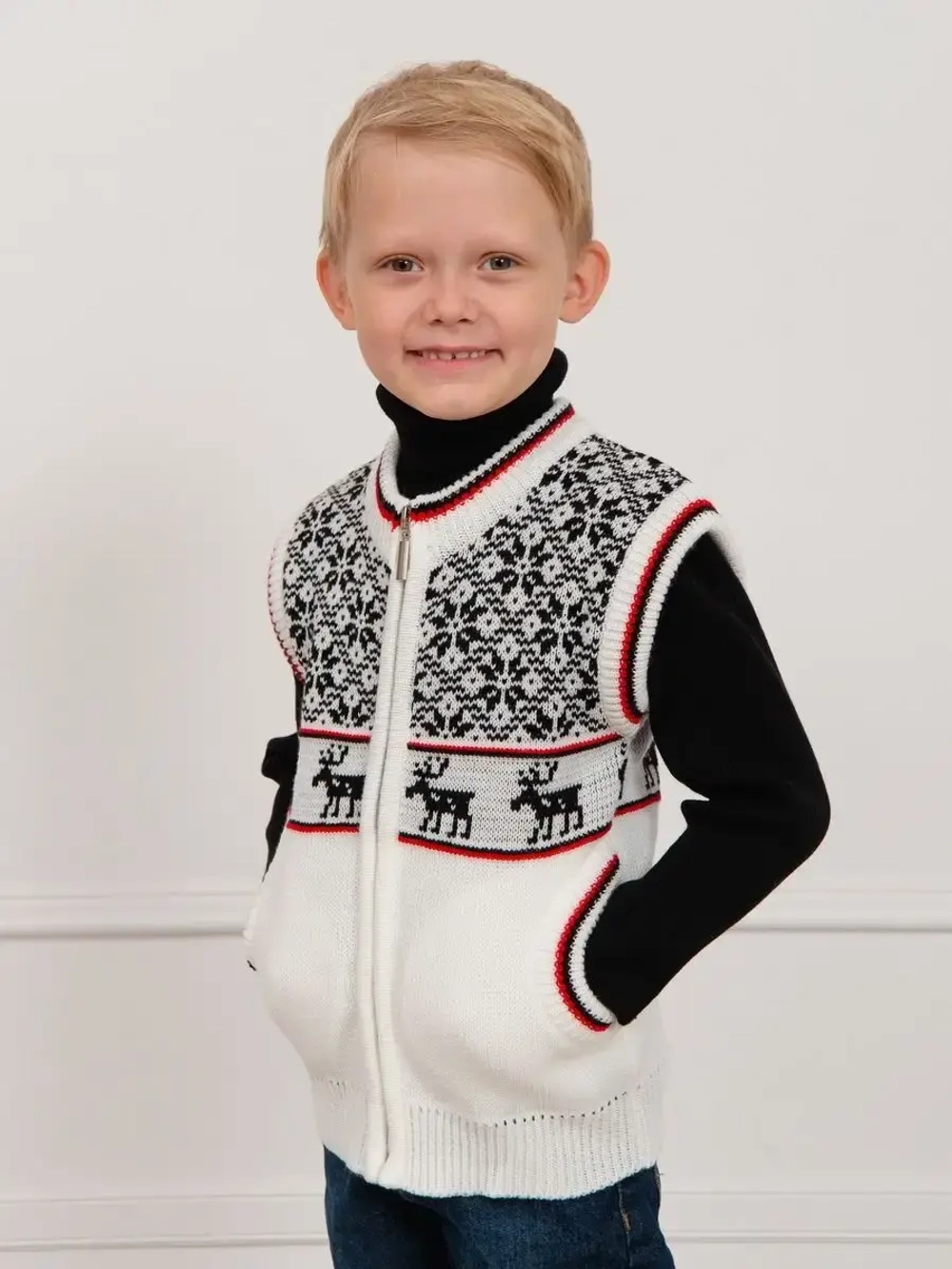 Жилет вязаный