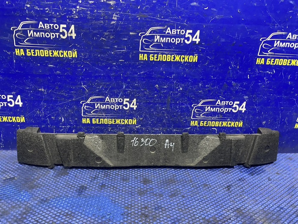 Усилитель переднего бампера AUDI A4 2008-2012