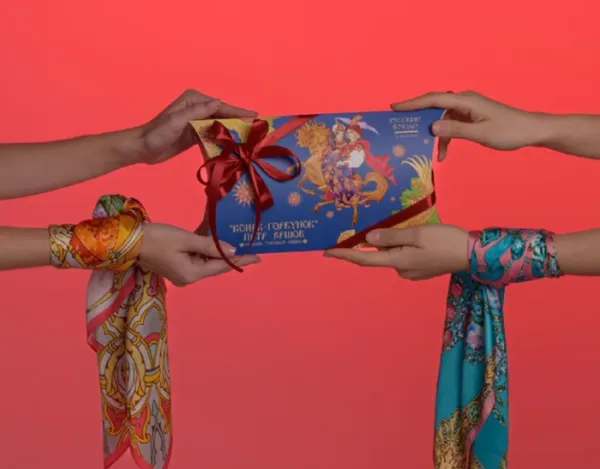 ПЛАТОК В РУССКОЙ ПРАЗДНИЧНОЙ КУЛЬТУРЕ