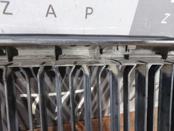 Решетка радиатора Volvo XC40 17-нв Б/У Оригинал 31479415