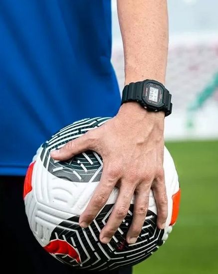 Наручные часы Casio G-Shock DW-5600AI-1DR