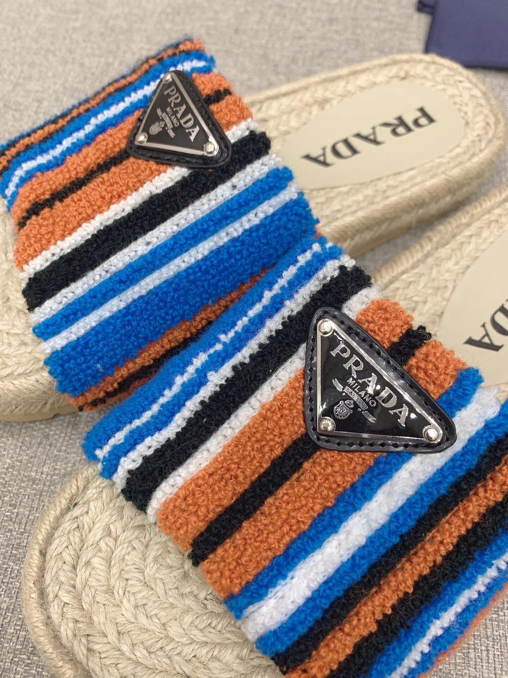Prada Slides