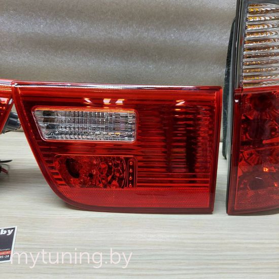 Задние фонари RED WHITE для BMW X5 E53