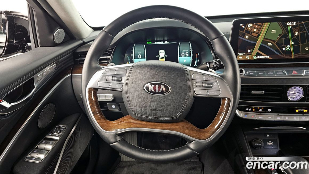 Kia The K9 (Quoris/K900) 3.8 GDI AWD (10.2020)