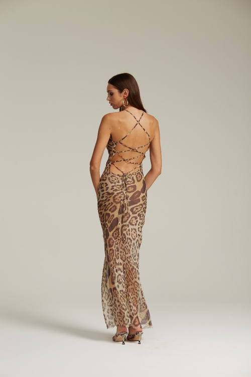 Платье с леопардовым принтом и открытой спиной