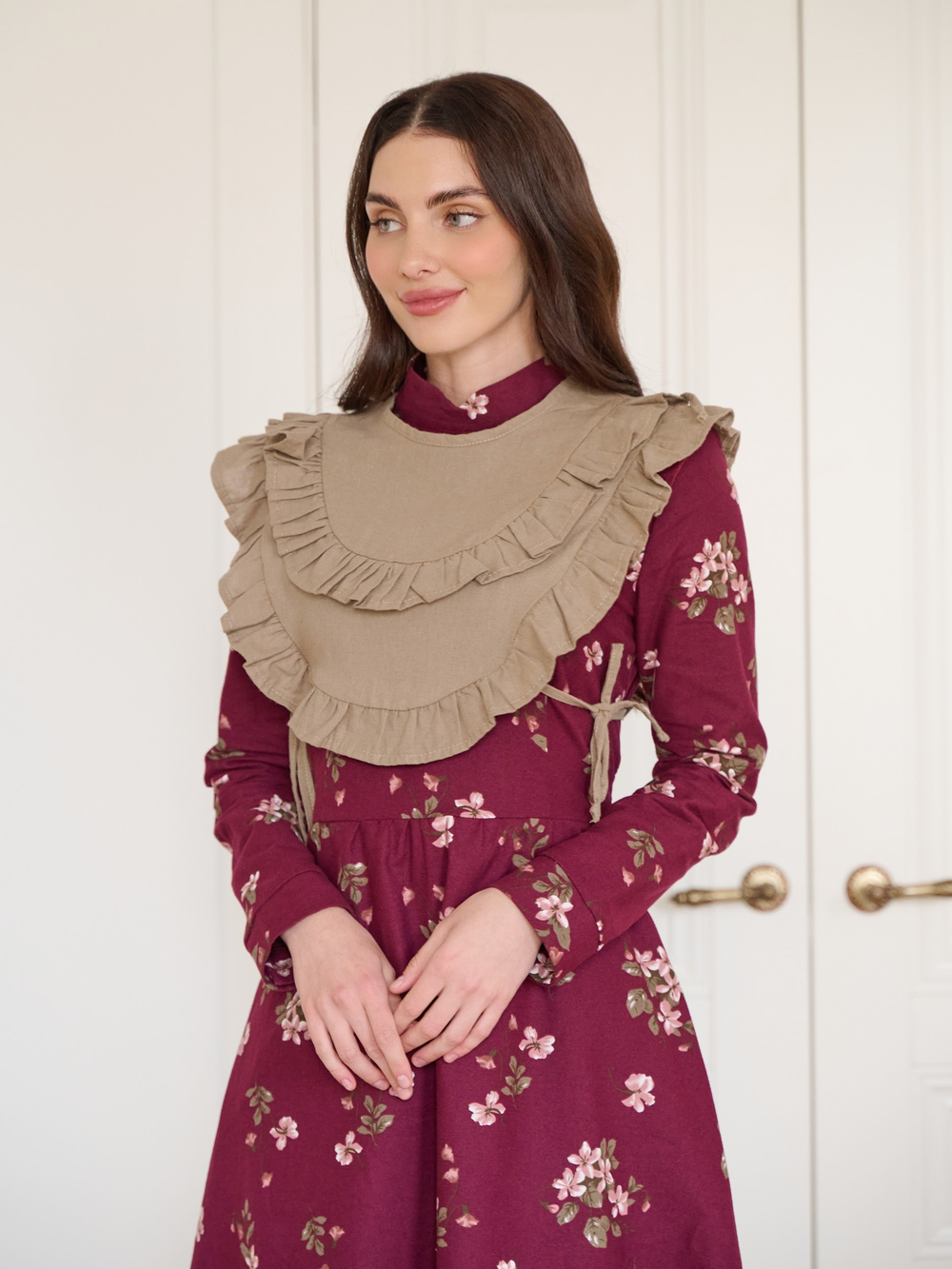 Платье с вшитой манишкой