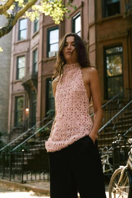 ZARA АСИММЕТРИЧНЫЙ ТОП С ГОРЛОВИНОЙ ХАЛТЕР, БЕЛЫЙ/РОЗОВЫЙ