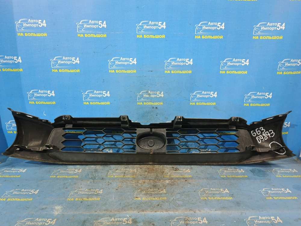 Решетка радиатора SUBARU IMPREZA 2000-2002