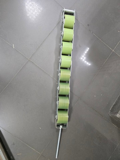 Прижимная роликовая батарея поручня эскалатора