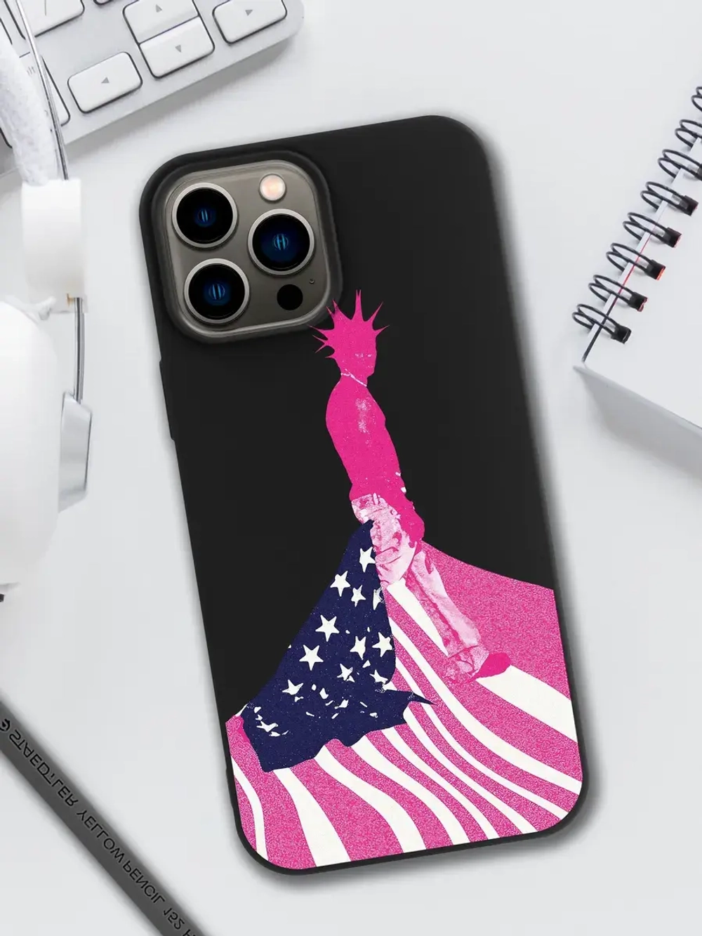 Чехол на iPhone 15 Pro Max с принтом