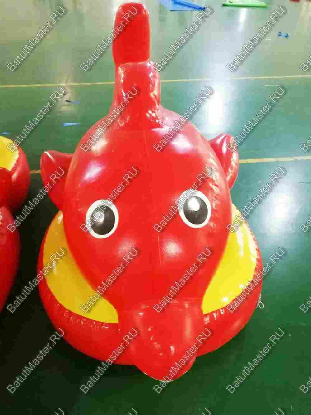 Надувной водный аттракцион "Красный дельфин" 2*1,3*0,6 м