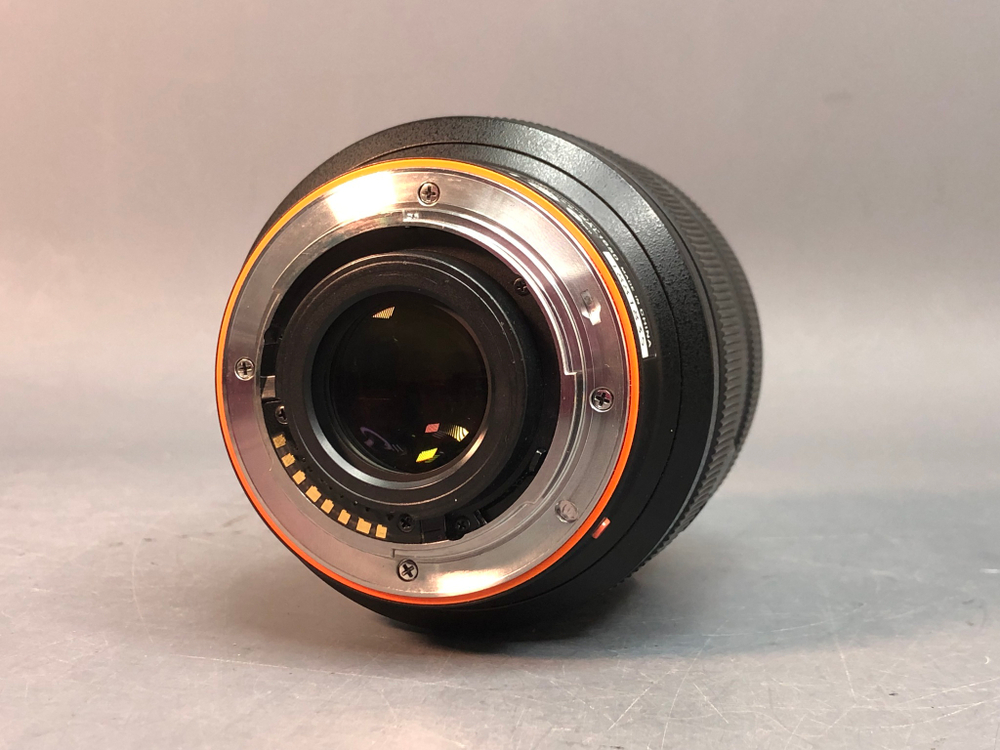 Sony DT 16-50mm 2.8 SSM Sony A царапина на передней линзе