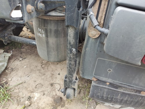 Стойка заднего стабилизатора правая