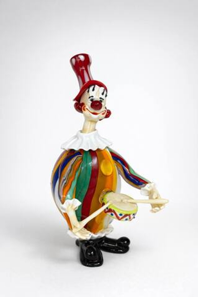 Клоун Тондо с барабаном