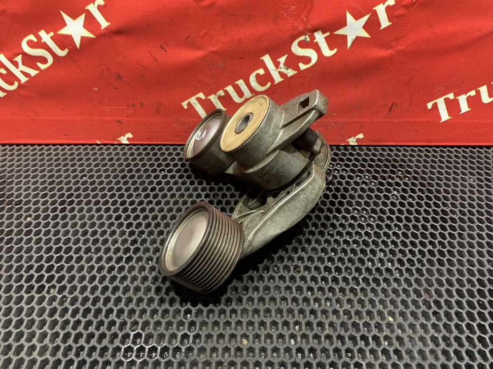 Ролик-натяжитель